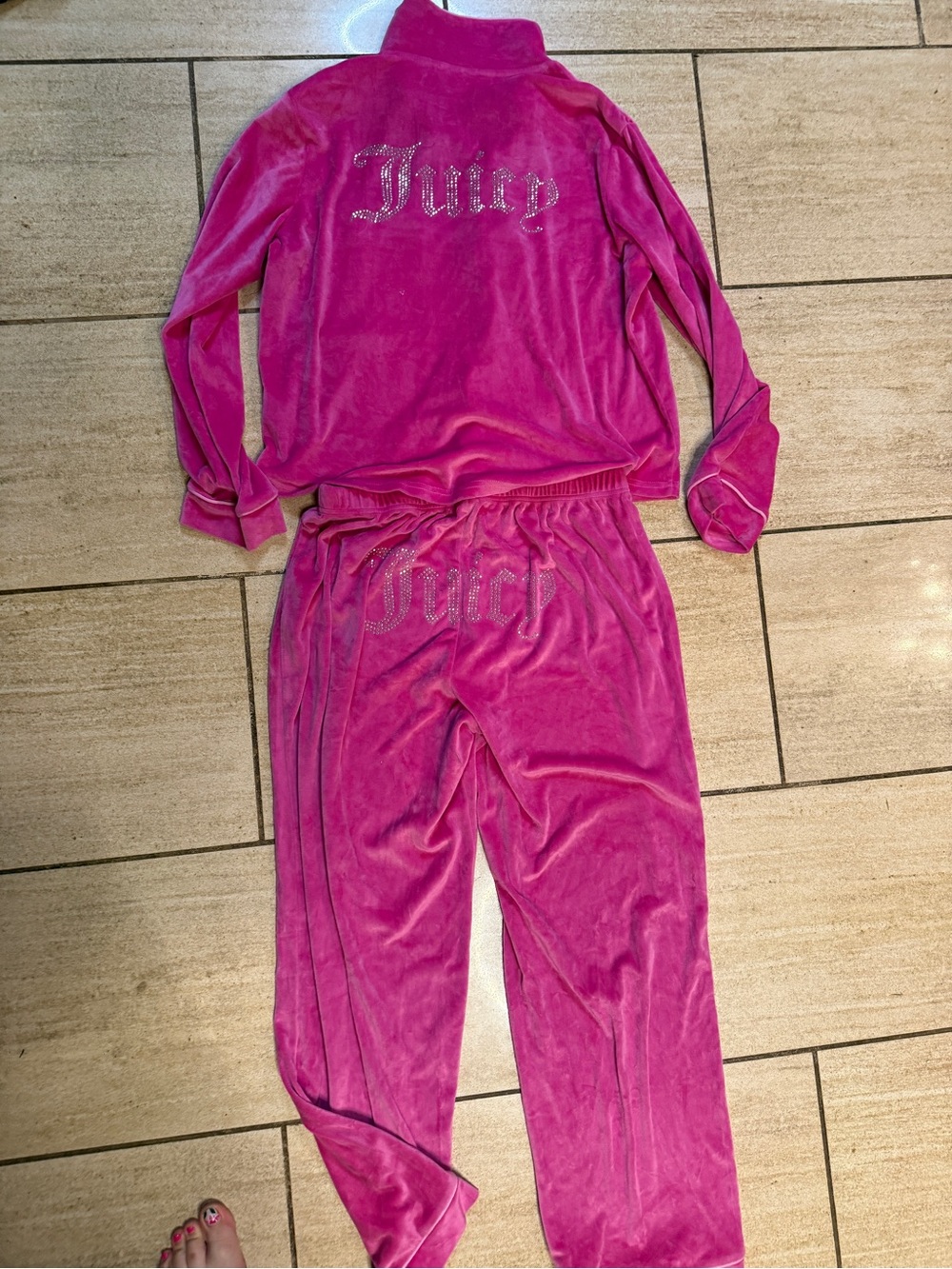 Juicy Couture Pink Bling Velour Matching pjs  Set Size Large